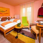 Landgasthof Zur Linde 3* Laaben