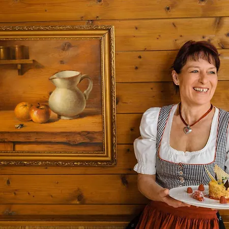 Pensjonat Landgasthof Zur Linde Laaben