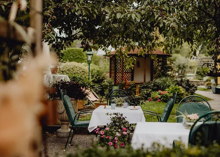 Landgasthof Zur Linde Guest house Laaben